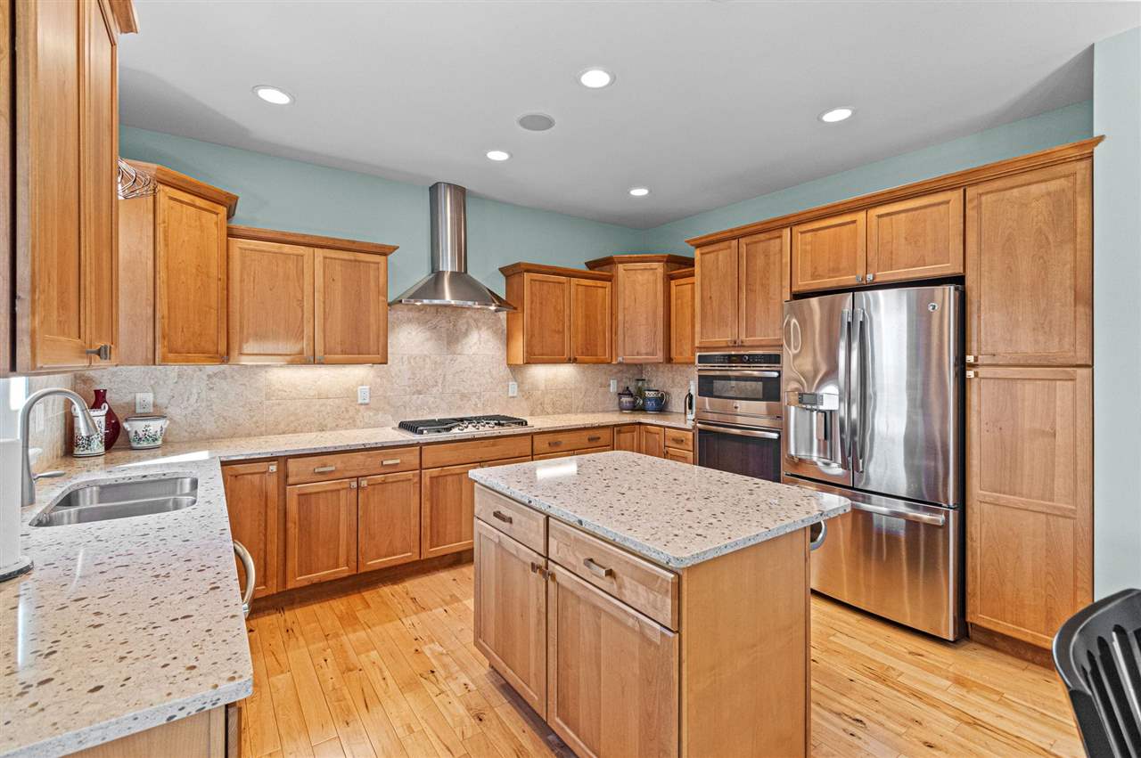 1122 Eagle Place Iowa City IA 52246