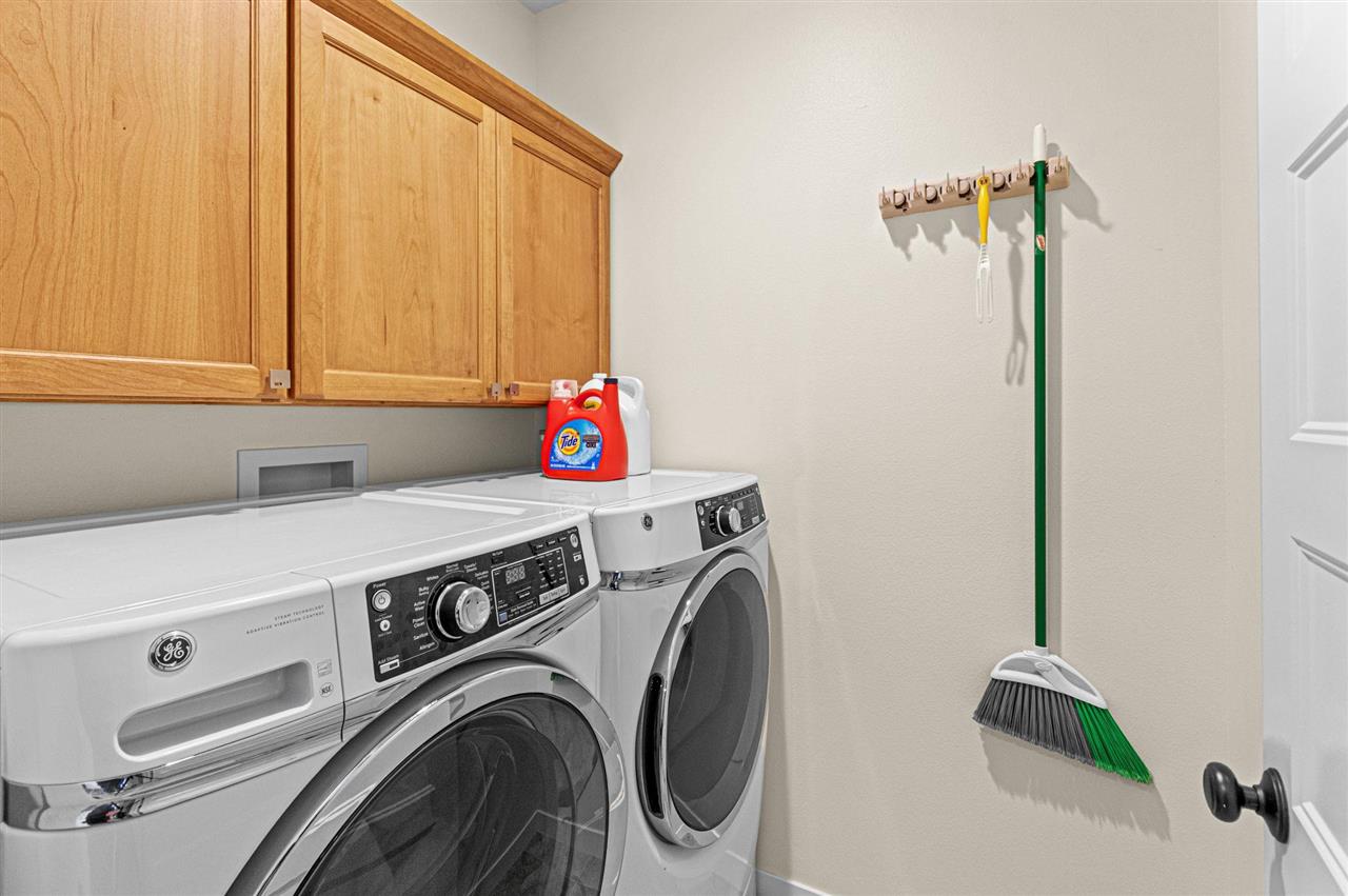 1122 Eagle Place Iowa City IA 52246