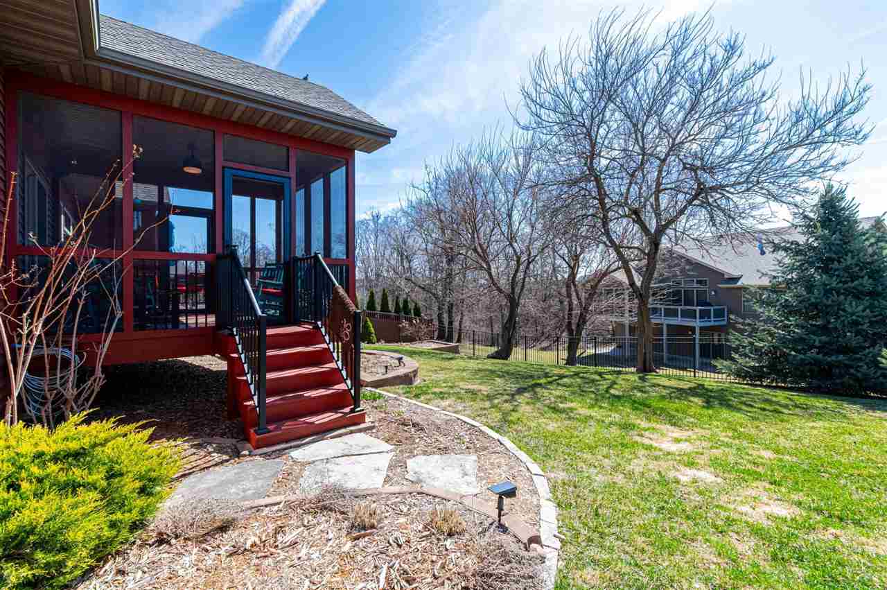1122 Eagle Place Iowa City IA 52246