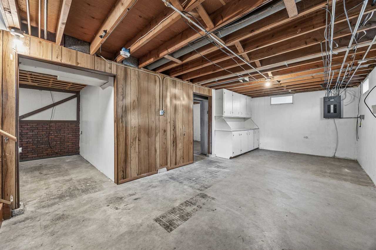 623 27th Street NW Cedar Rapids IA 52405