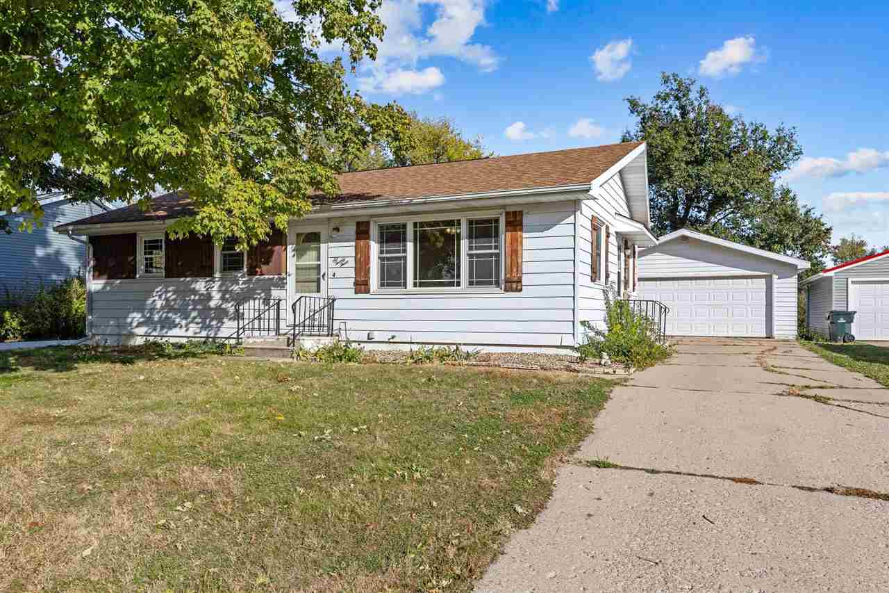 623 27th Street NW Cedar Rapids IA 52405