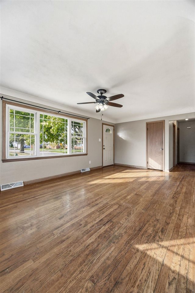 623 27th Street NW Cedar Rapids IA 52405