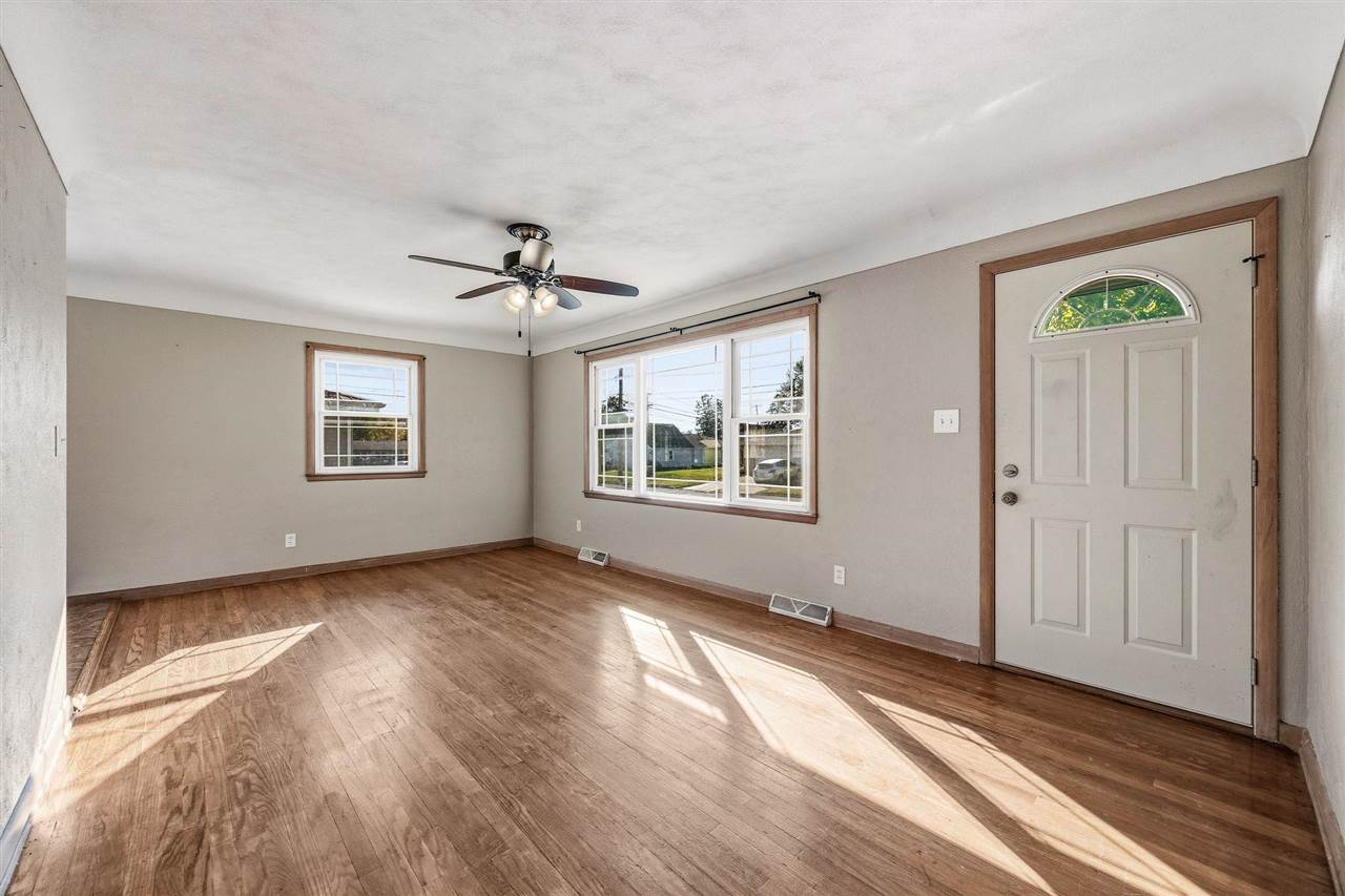 623 27th Street NW Cedar Rapids IA 52405