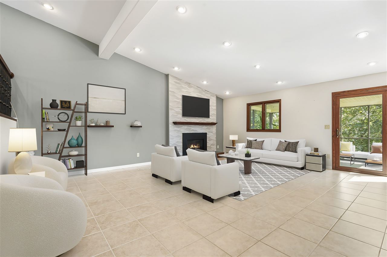 3100 Blue Ridge Court NE Cedar Rapids IA 52402