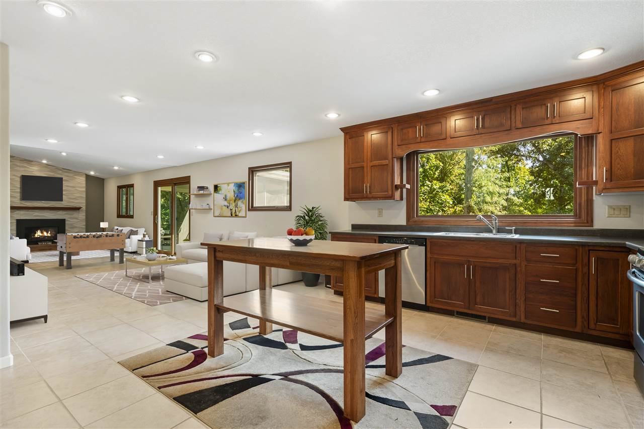 3100 Blue Ridge Court NE Cedar Rapids IA 52402