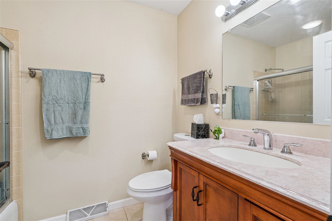 3100 Blue Ridge Court NE Cedar Rapids IA 52402