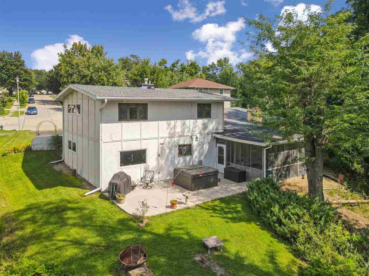 3100 Blue Ridge Court NE Cedar Rapids IA 52402