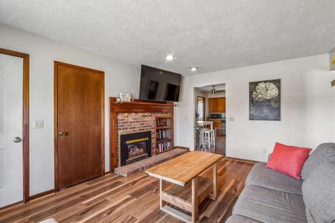 1810 12th Avenue Coralville IA 52241