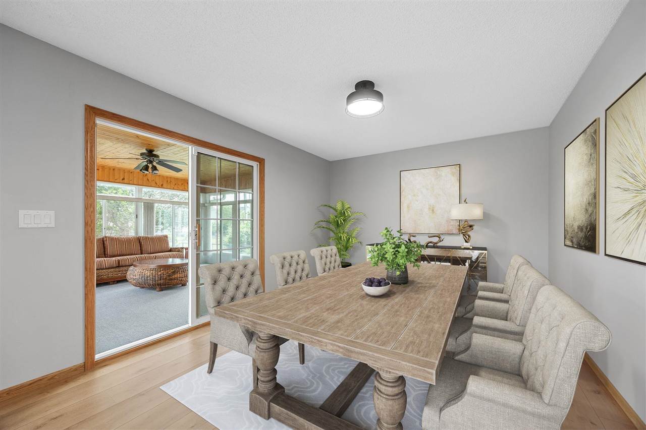 1405 Lyndhurst Drive Hiawatha IA 52233