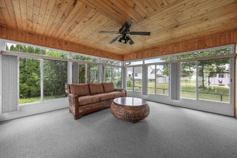 1405 Lyndhurst Drive Hiawatha IA 52233