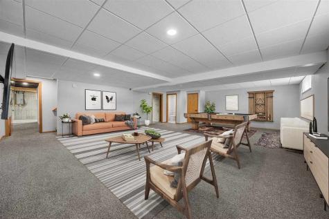1405 Lyndhurst Drive Hiawatha IA 52233