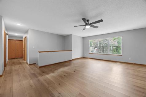 1405 Lyndhurst Drive Hiawatha IA 52233
