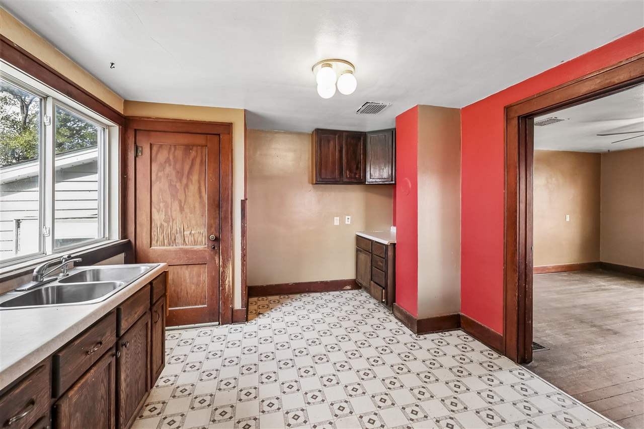 3987 Johnson Cedar Road SE West Branch IA 52358