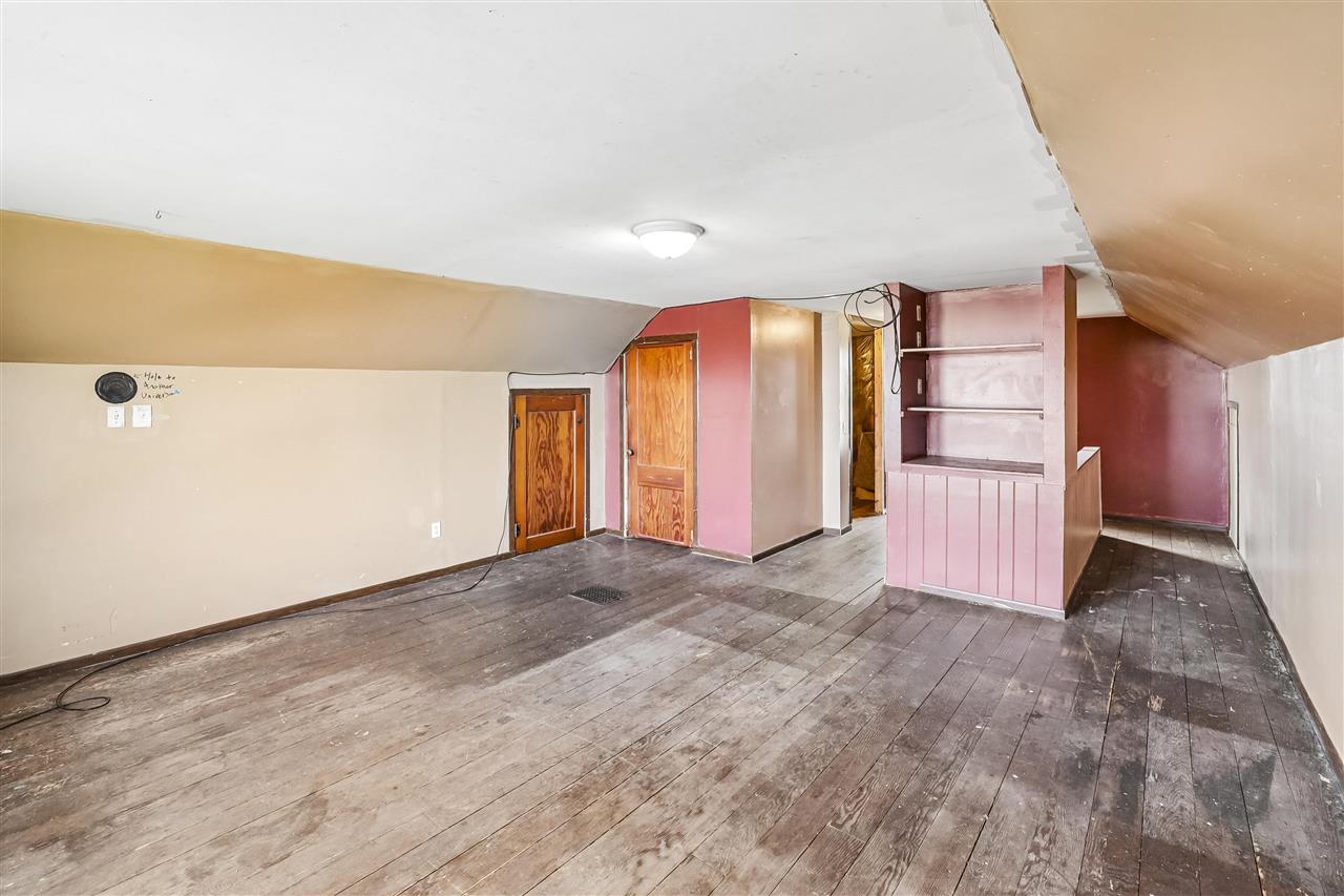 3987 Johnson Cedar Road SE West Branch IA 52358