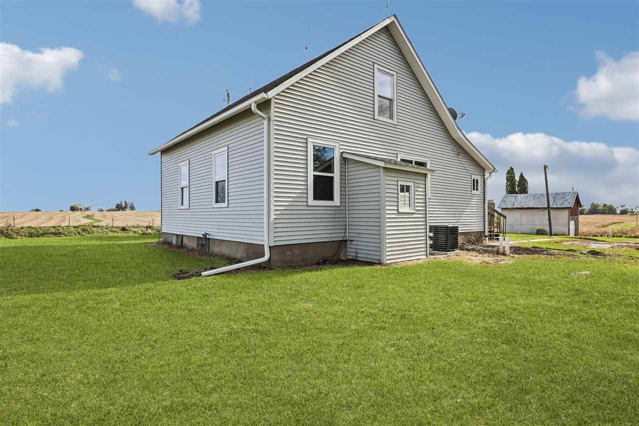 3987 Johnson Cedar Road SE West Branch IA 52358
