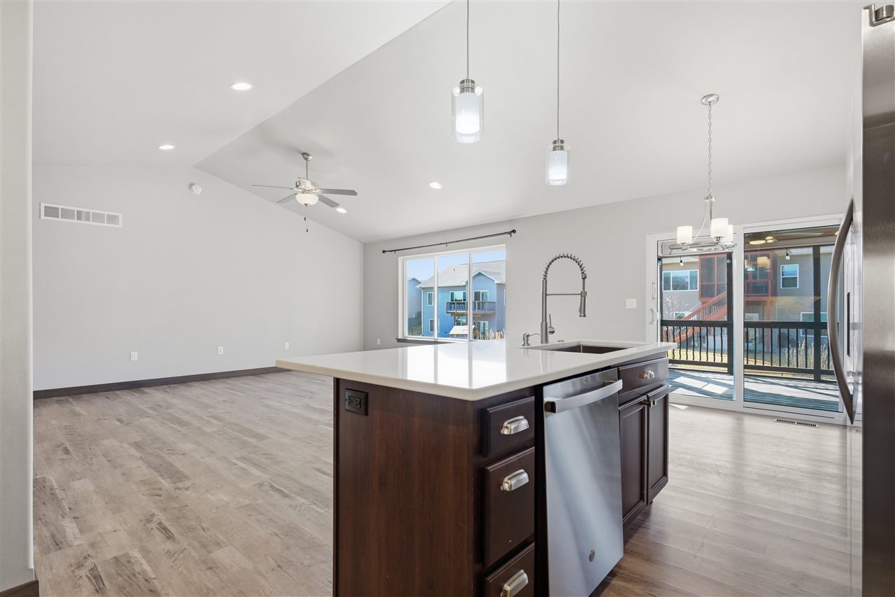 569 Doe Avenue Tiffin IA 52340