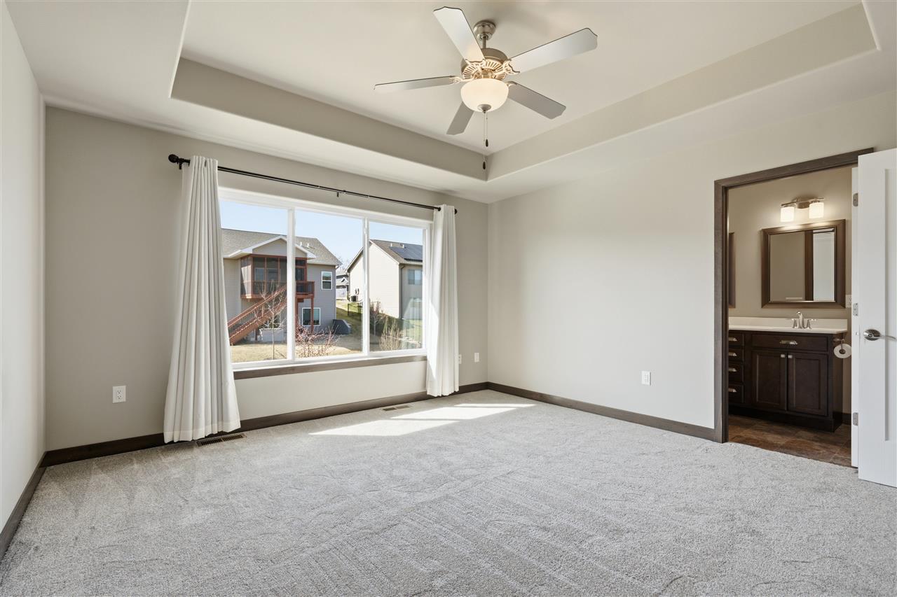 569 Doe Avenue Tiffin IA 52340