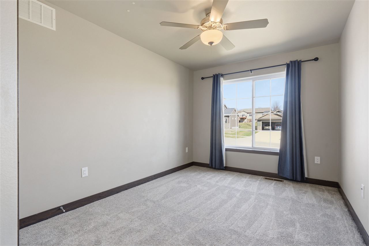 569 Doe Avenue Tiffin IA 52340