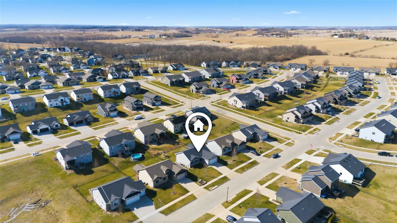 569 Doe Avenue Tiffin IA 52340