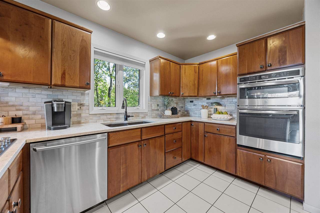 1705 12th Avenue Coralville IA 52241