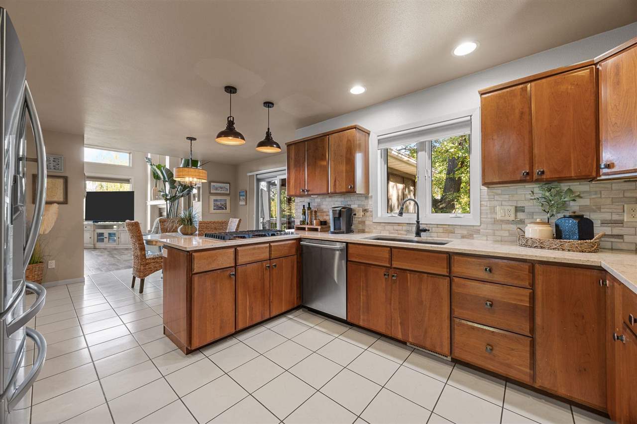 1705 12th Avenue Coralville IA 52241