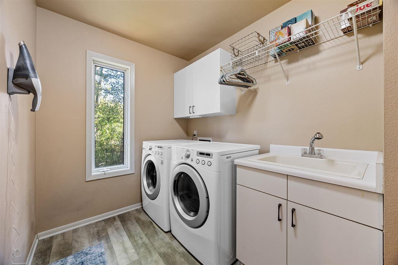 1705 12th Avenue Coralville IA 52241