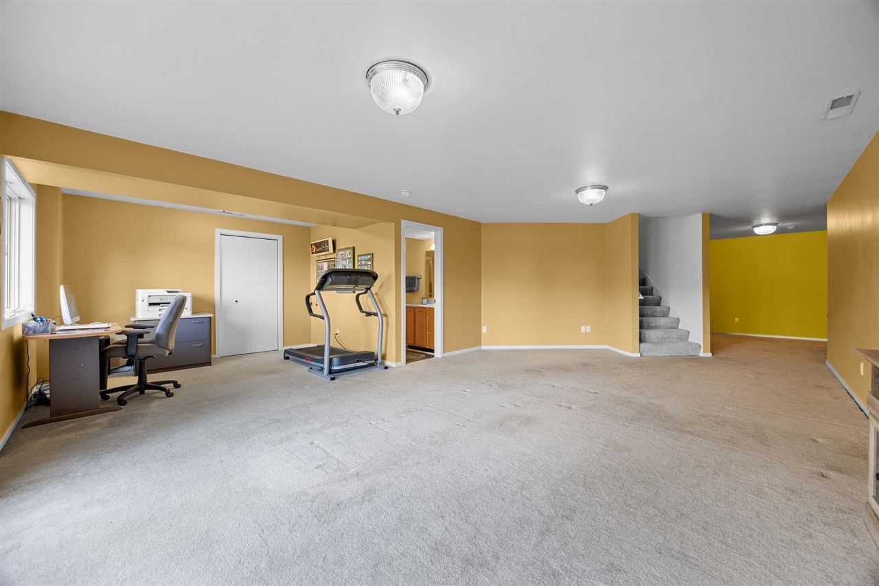 1705 12th Avenue Coralville IA 52241