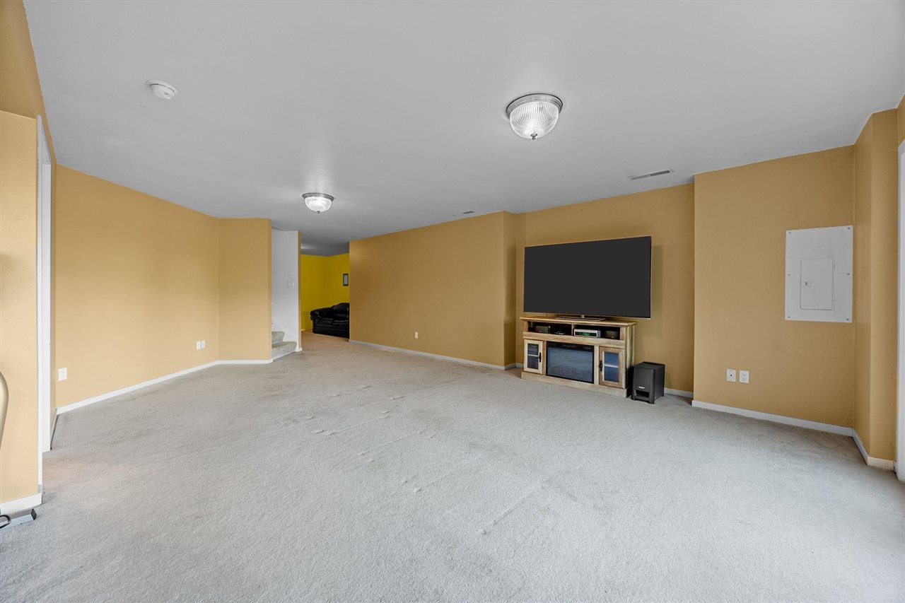 1705 12th Avenue Coralville IA 52241