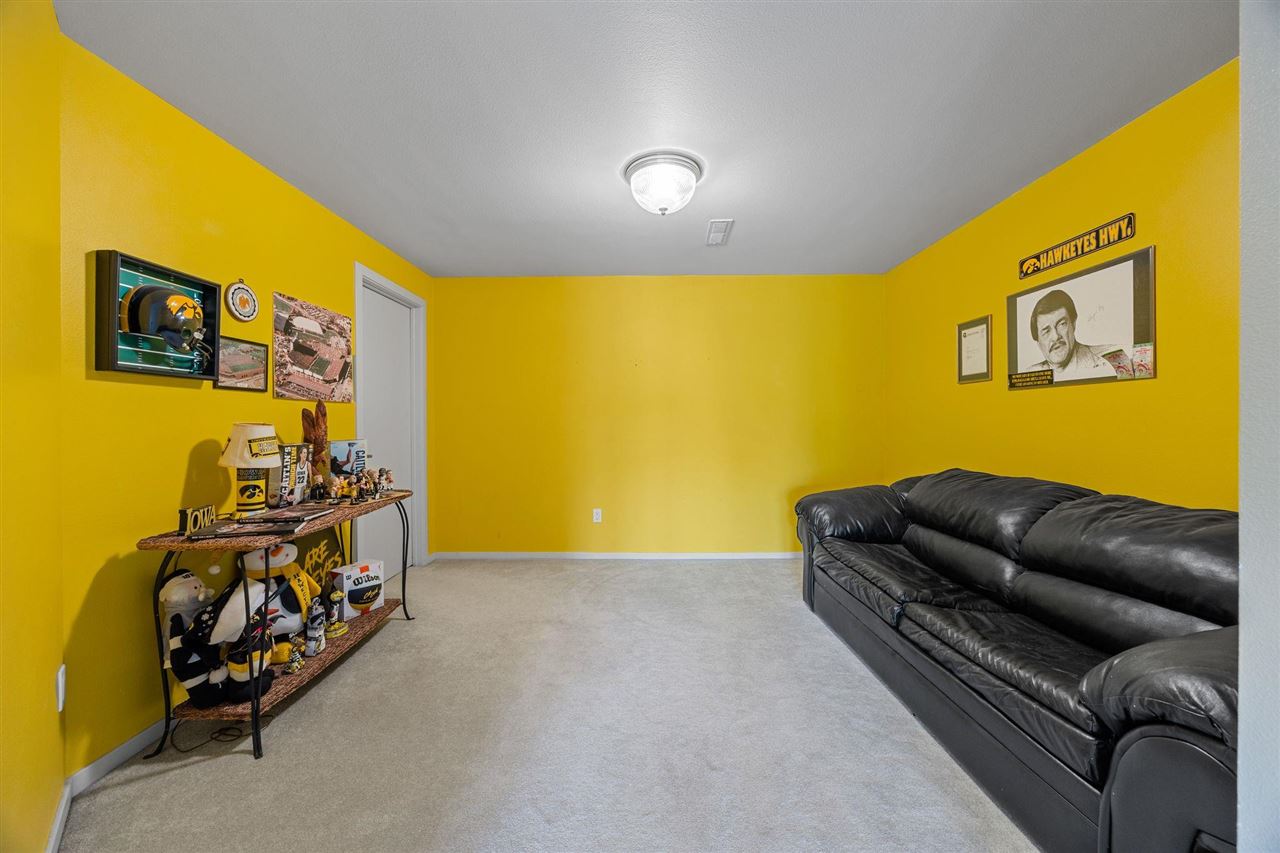 1705 12th Avenue Coralville IA 52241