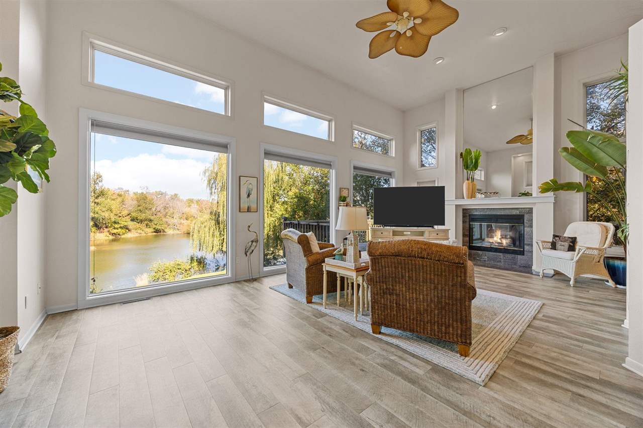 1705 12th Avenue Coralville IA 52241