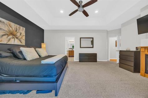 2722 NW Royal Oaks Drive Swisher IA 52338