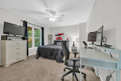 2722 NW Royal Oaks Drive Swisher IA 52338