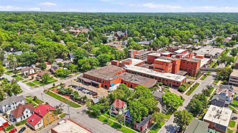 210 N Gilbert Street Iowa City IA 52240