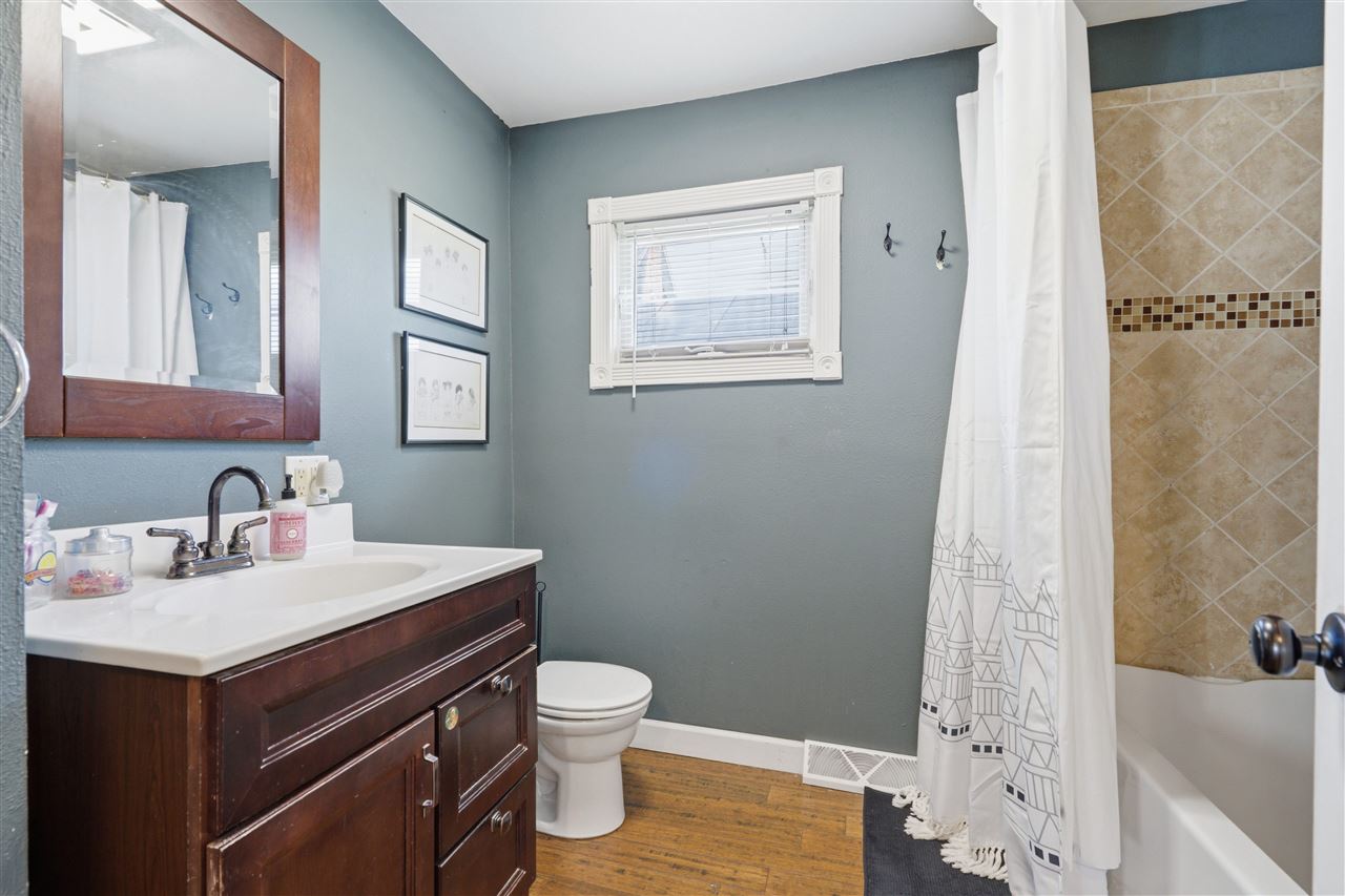 107 8th Street Van Horne IA 52346
