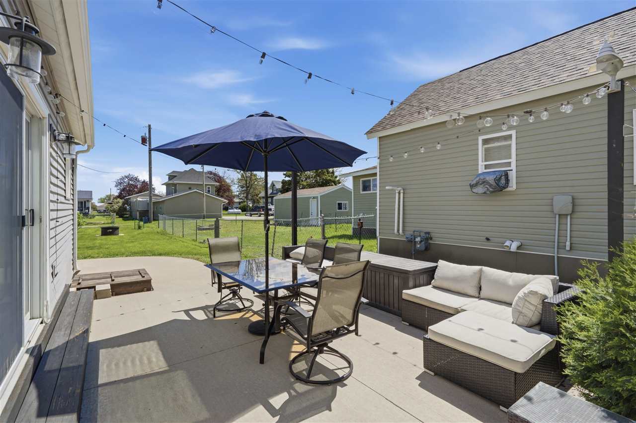 107 8th Street Van Horne IA 52346