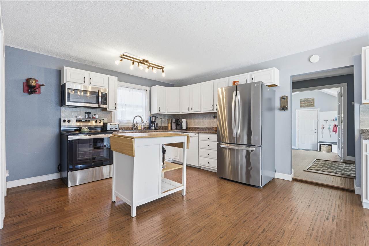 107 8th Street Van Horne IA 52346