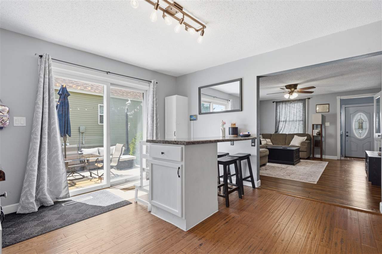 107 8th Street Van Horne IA 52346