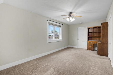 207 6th Street Van Horne IA 52346