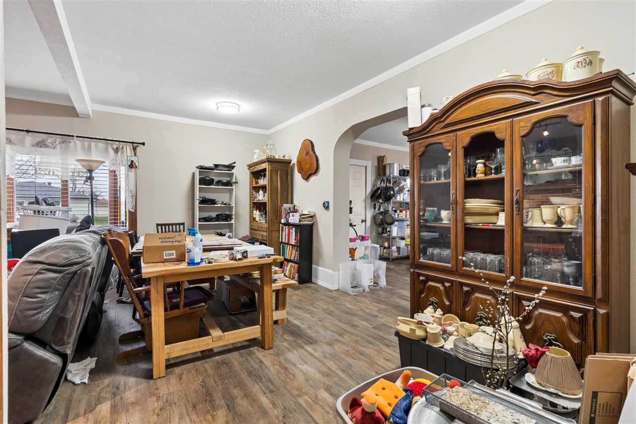 207 6th Street Van Horne IA 52346