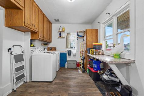 207 6th Street Van Horne IA 52346