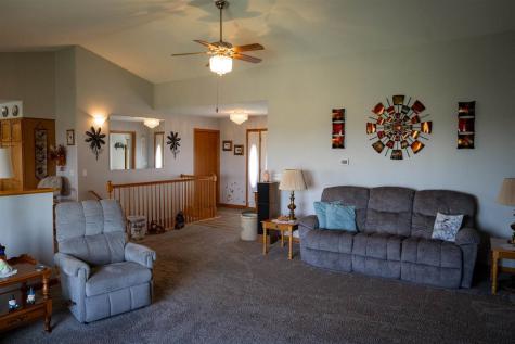 3559 40th Street Grinnell IA 50112