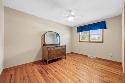 1355 Mcgowan Boulevard Marion IA 52302