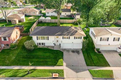 1355 Mcgowan Boulevard Marion IA 52302