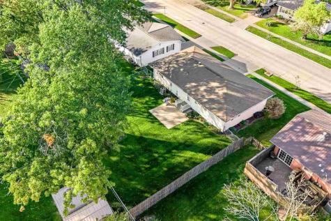 1355 Mcgowan Boulevard Marion IA 52302