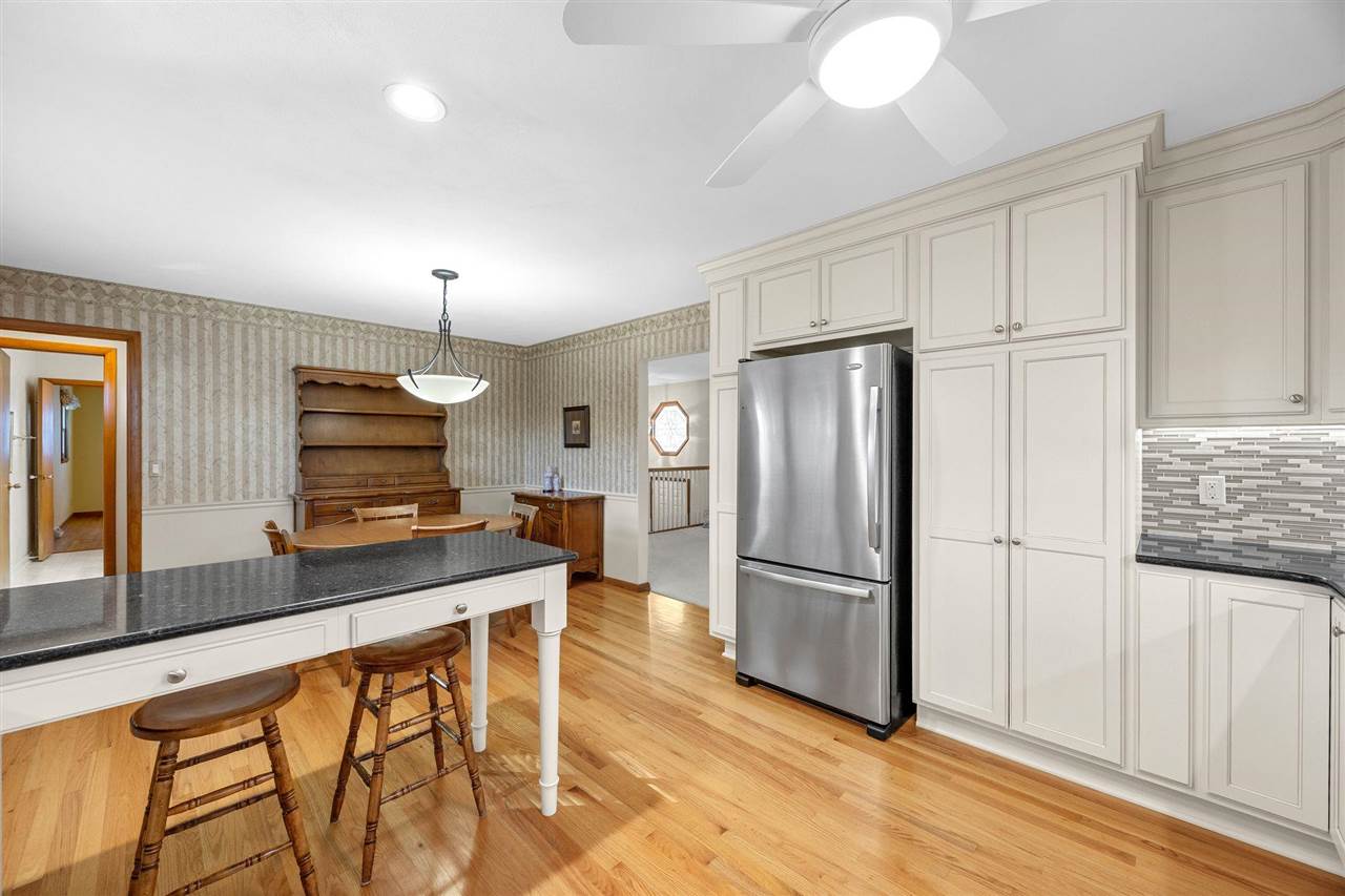 1355 Mcgowan Boulevard Marion IA 52302
