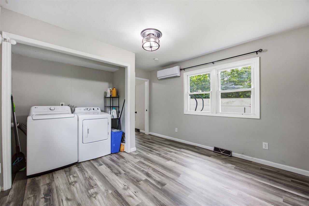 258 12th Street NW Cedar Rapids IA 52405