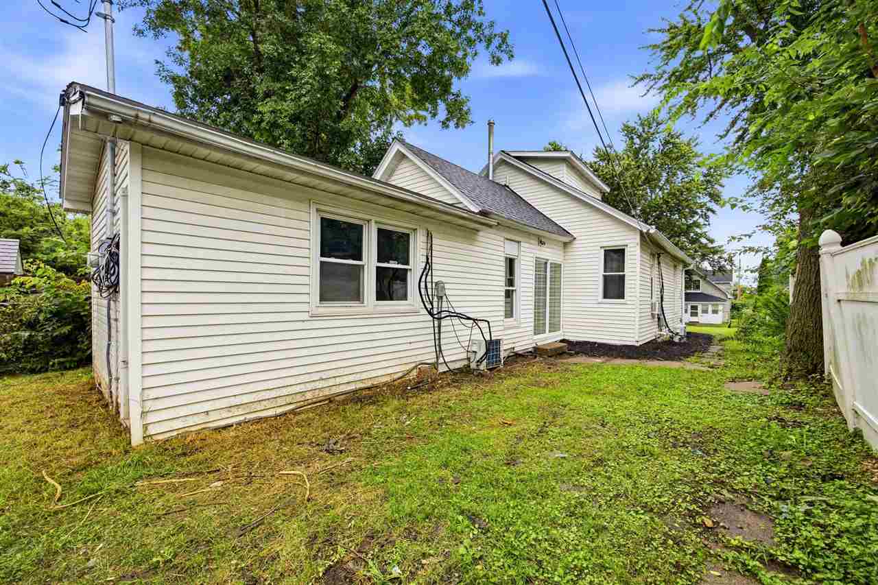 258 12th Street NW Cedar Rapids IA 52405