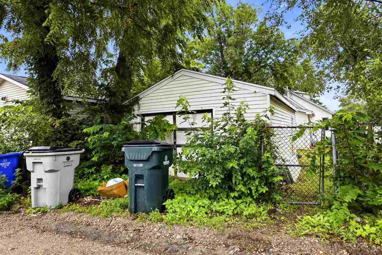 258 12th Street NW Cedar Rapids IA 52405