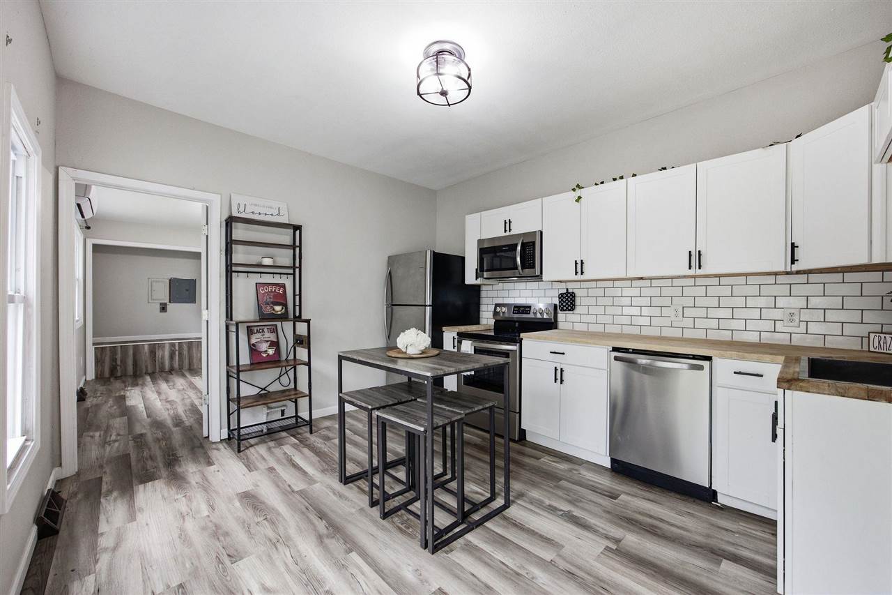 258 12th Street NW Cedar Rapids IA 52405
