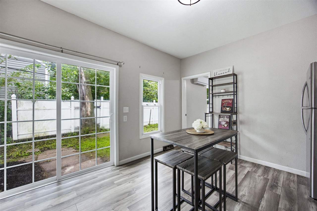 258 12th Street NW Cedar Rapids IA 52405